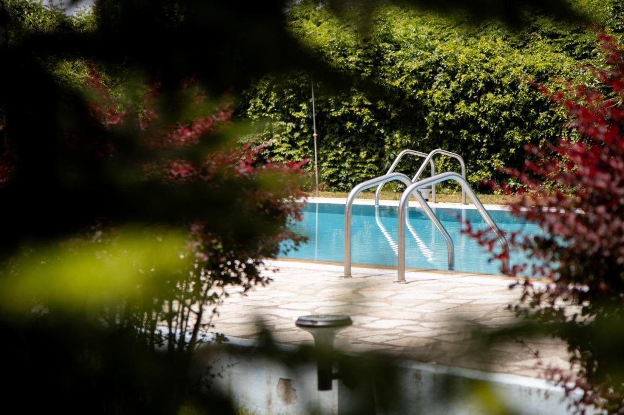 Zeusplace Poolvilla Natura Paralia Kateríni Buitenkant foto